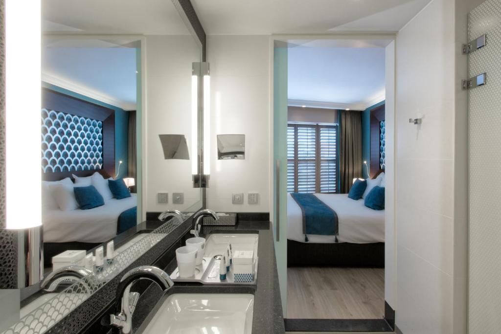Hotel Dux 루르몬드 객실 사진