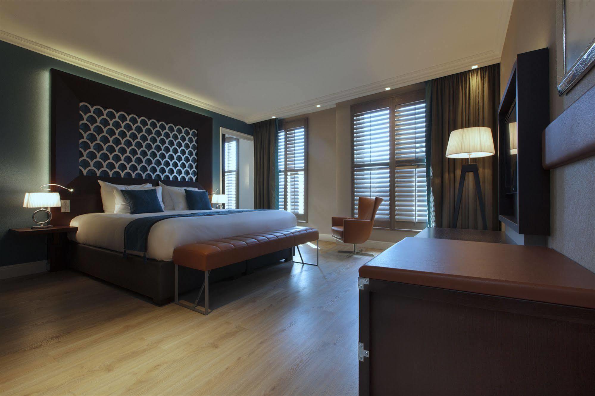 Hotel Dux 루르몬드 외부 사진